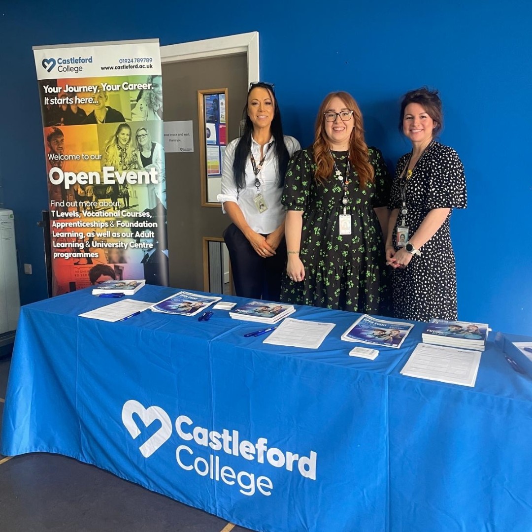 👋 Join us today at Castleford College for our Open Event from 10am-12pm! 

🌟Find out more about our wide range of courses, explore our state-of-the-art campus and meet our amazing tutors and staff.

#CastlefordCollege #OpenEvent #FutureReady