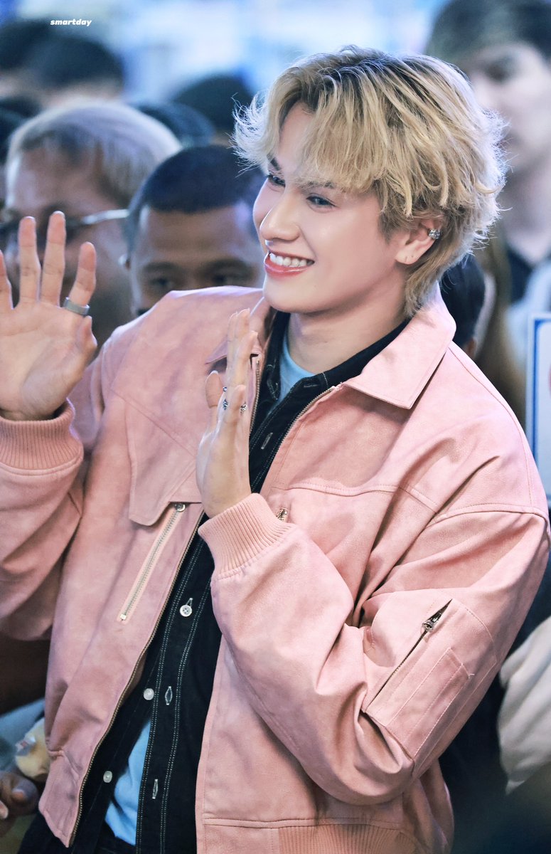 smartday_csnp's tweet image. Smile as always💖🫶🏻

#smartcsnp @smart_csnp 

SmartBoom Animate Photobook 
#ANIMATExSMARTBOOM