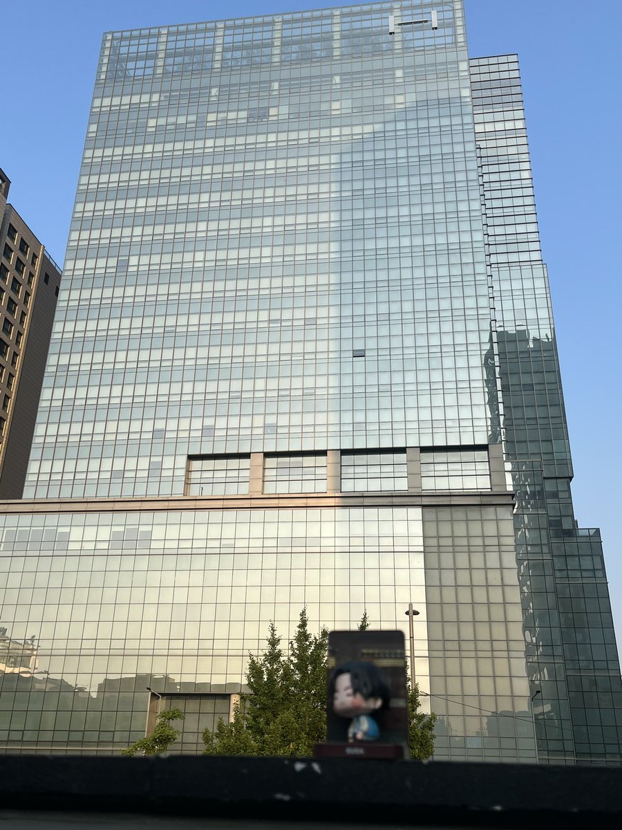 <a href="/SeoulEspresso/">하이브앞집(개도있음) a.k.a시애틀에스프레소</a> シアトルカフェさんの三階で
幸せ空間ありがとうございます✨️
素敵なソンムルもあります✨️