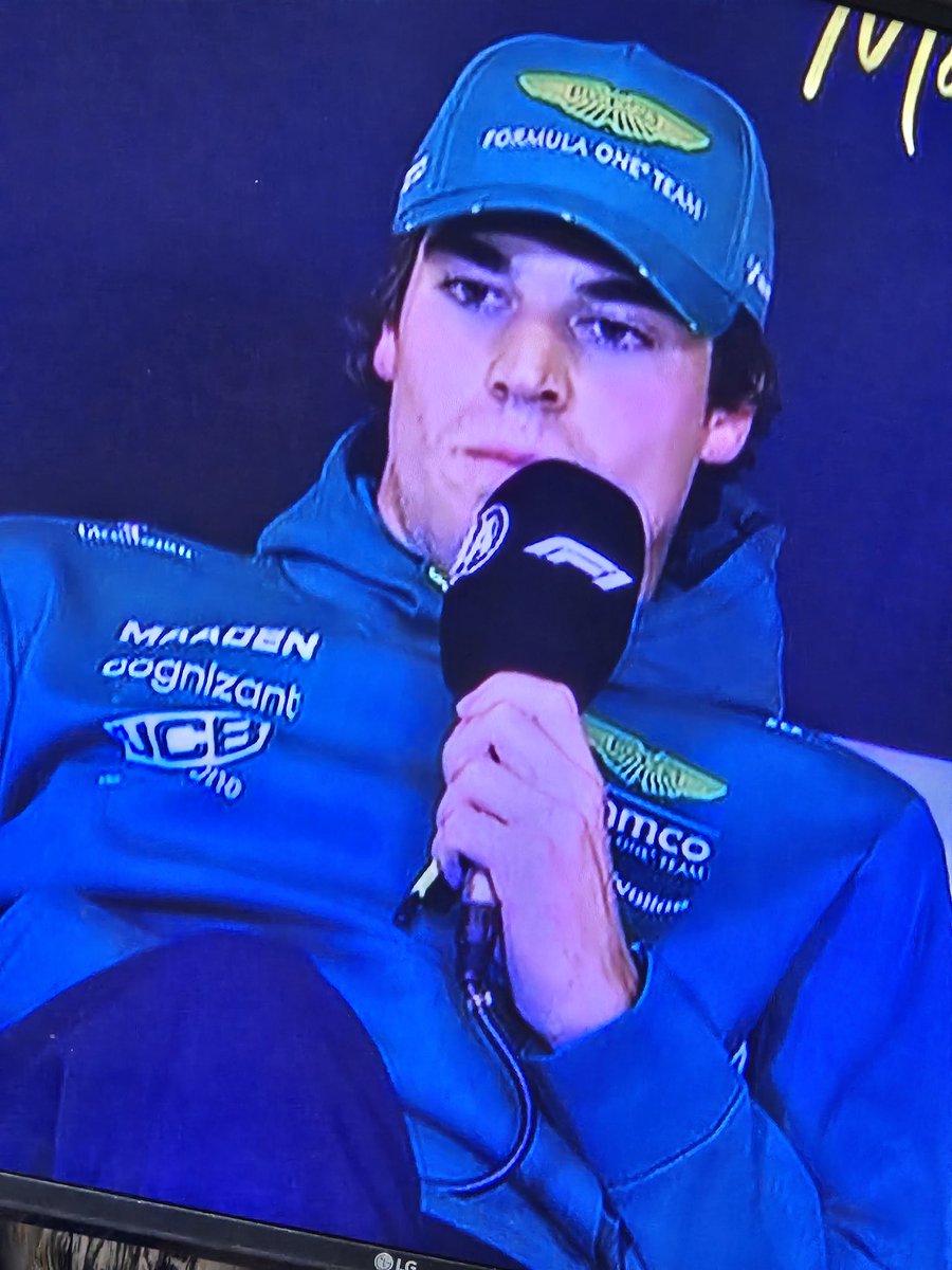 Is this sports biggest fucking bellend? 
#Canada <a href="/F1/">Formula 1</a> <a href="/SkySportsF1/">Sky Sports F1</a> 
Comment 1 for yes, 2 for definitely and 3 for without a fucking doubt