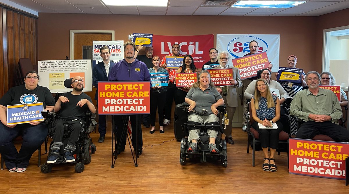 seiuhcpa's tweet image. Yesterday, community advocates & caregivers joined @RepJoshSiegel in Allentown to denounce the proposed federal cuts to Medicaid!
We're calling on @SenMcCormickPA and @RepMackenzie to side with working families, not billionaires. #MedicaidSavesLives #SaveMedicaid