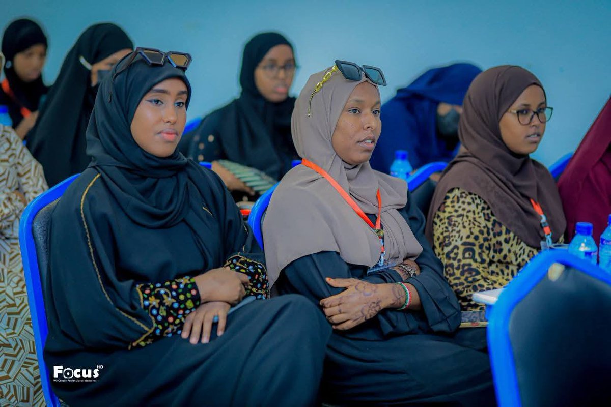 sbankingasc's tweet photo. Somaliland Banking Association joined the CEO Centre’s Youth &amp; Entrepreneurs Networking Program — sharing how banks drive growth, funding &amp; youth empowerment. We're committed to backing Somaliland’s next-gen entrepreneurs.

#Opportunity #SomalilandYouth #Investment https://t.co/fBVvL2UCNy