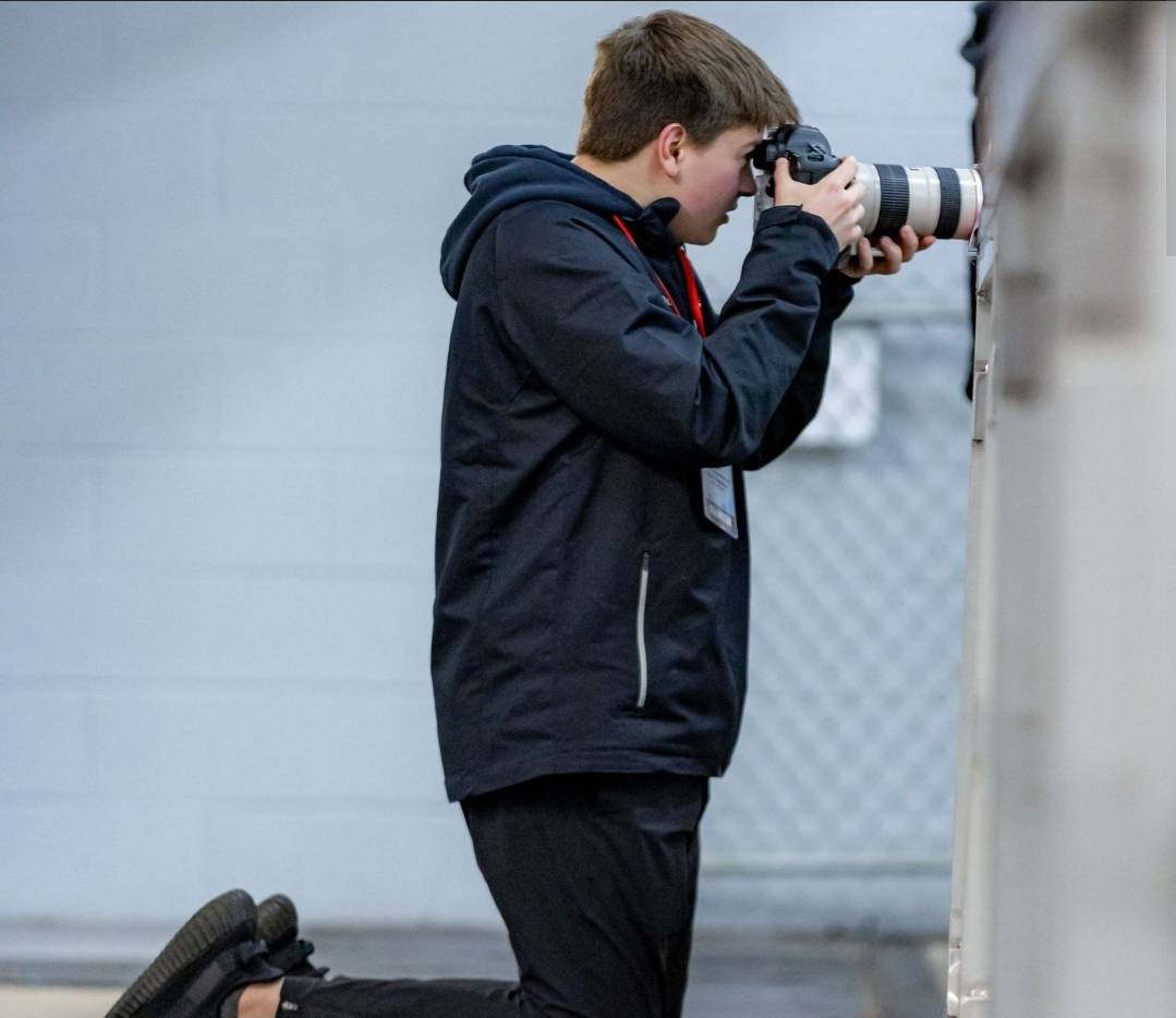 We're thrilled to share that we have partnered with murraysmedia.com to capture unforgettable memories of our athletes this season! See cbsbaseball.ca for more information on booking team photo sessions!