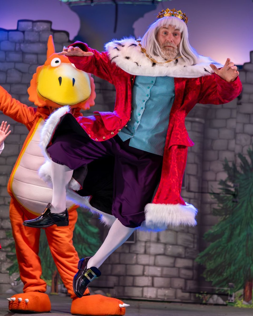 Exciting news! The Zog and the Flying Doctors Live Show is opening on the 21st of June! 🎉

Tag a Zog fan in the comments below 👇💬