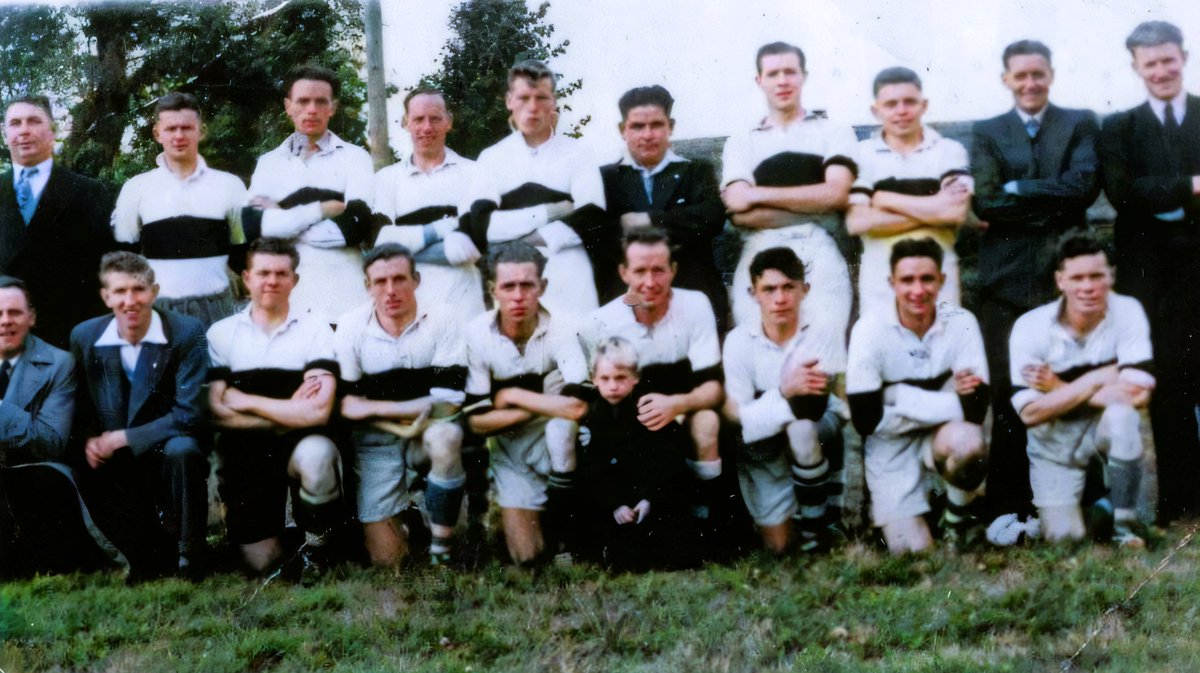 SlickerVideo 📼 (@slickervideo) on Twitter photo The <a href="/ClonoeORahillys/">Clonoe O'Rahilly's</a> team of 1952
Featuring John Joe O'Hagan who won 5 x Tyrone Senior Club Titles, 2 x All Ireland Minors and 2 x Ulster Senior Football medals with Tyrone. The <a href="/ClonoeORahillys/">Clonoe O'Rahilly's</a> team of 1952
Featuring John Joe O'Hagan who won 5 x Tyrone Senior Club Titles, 2 x All Ireland Minors and 2 x Ulster Senior Football medals with Tyrone.