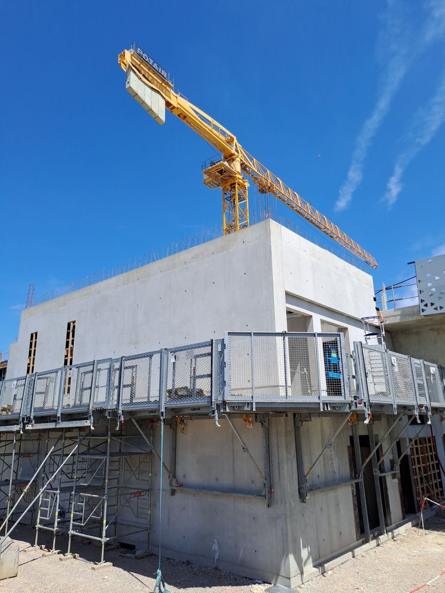 🚇🟡 Station Parc du Canal ~ Estacion Pargue del Canal

Les stations aériennes du prolongement du métro B de Toulouse commencent à prendre de la hauteur avec une mise en service prévue pour fin 2027 ⤵️