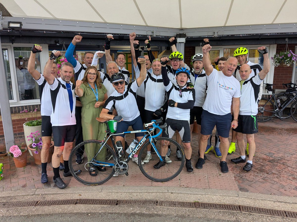The White Horse Pub (@thewhitehorsepu) on Twitter photo The Churton lads are doing really well on there bike ride to Cardiff! Even managed to pop in to <a href="/HHTGhospices/">Hope House & Tŷ Gobaith Children's Hospices</a> for a cup of tea! Don’t forget to donate! justgiving.com/page/churtonfe… The Churton lads are doing really well on there bike ride to Cardiff! Even managed to pop in to <a href="/HHTGhospices/">Hope House & Tŷ Gobaith Children's Hospices</a> for a cup of tea! Don’t forget to donate! justgiving.com/page/churtonfe…
