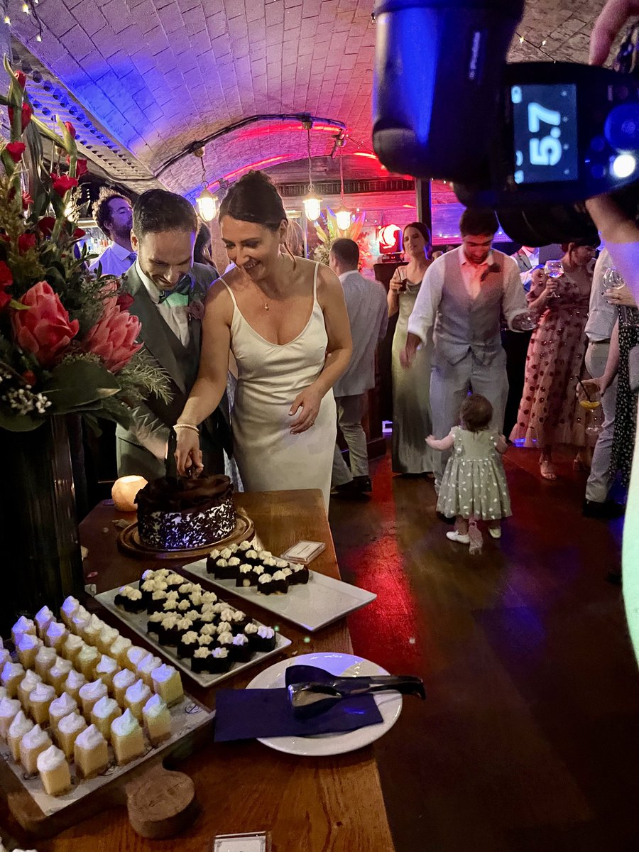 EmersonLotzia's tweet image. had an unreal time in London celebrating samir and katie tying the knot 🤵‍♂️👰‍♀️ it was an absolute honor officiating their beautiful wedding and eating my weight in meat pies. we love you, big man. meg and i are off to paris now to consume an inordinate amount of croissants 🥰