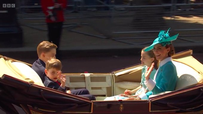 Children waving from a gilded balcony while millions face hardship isn’t unity it’s a display of privilege. Time to rethink what this spectacle really says about Britain. #AbolishTheMonarchy

 #TroopingTheColour