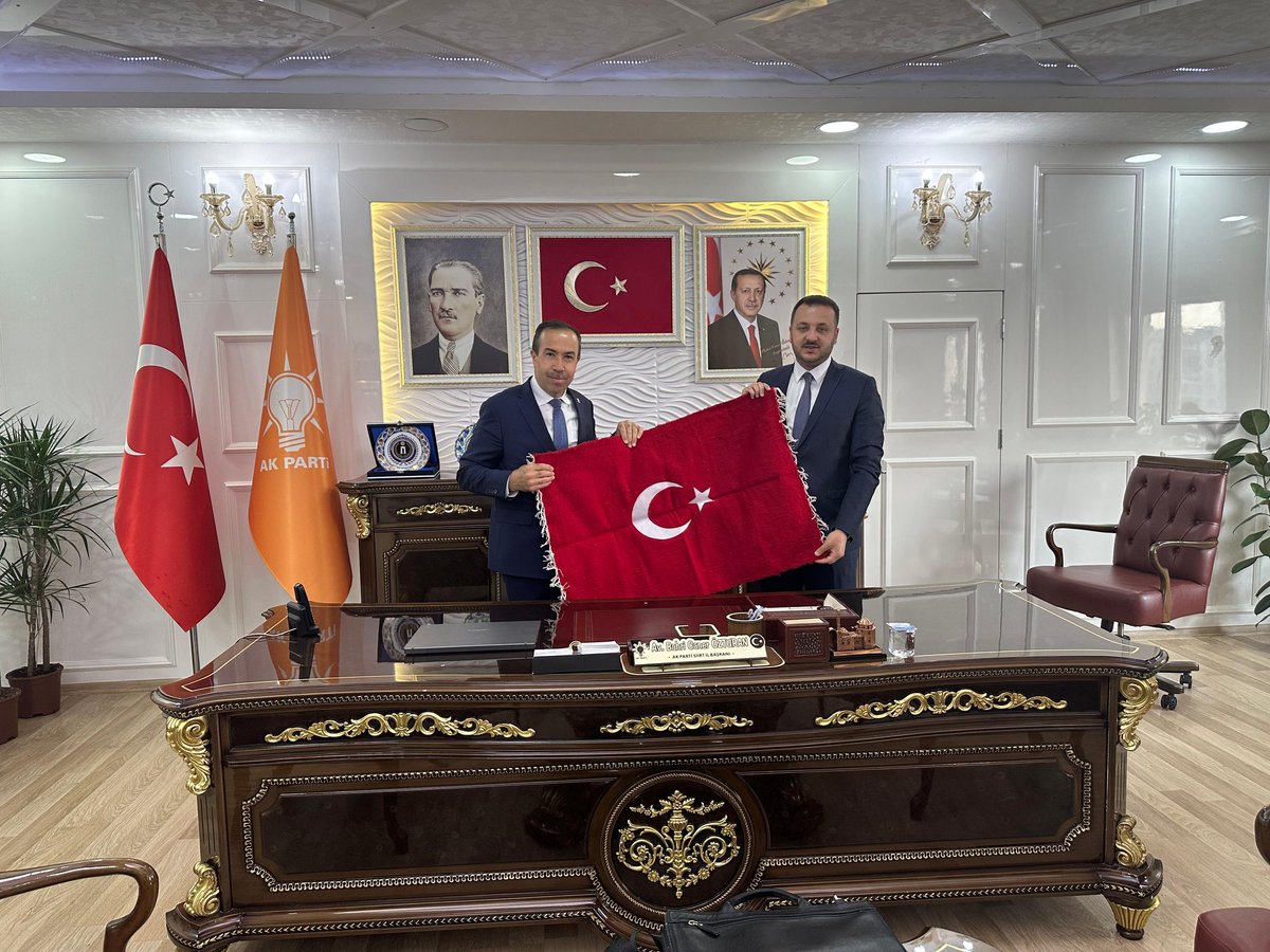 Mustafa Özkan (@06mozkan) on Twitter photo 📍SİİRT
İl Başkanımız <a href="/AvCanerOzturan/">Av. Bahri Caner ÖZTURAN</a> ile birlikte önce İl Yönetim Kurulu Üyelerimiz, akabinde de
Geçmiş dönem İl Başkankarımız ile bir araya geldik.
Misafirperverlikleri nedeniyle İl Başkanımız <a href="/AvCanerOzturan/">Av. Bahri Caner ÖZTURAN</a> teşekkür ediyorum. 📍SİİRT
İl Başkanımız <a href="/AvCanerOzturan/">Av. Bahri Caner ÖZTURAN</a> ile birlikte önce İl Yönetim Kurulu Üyelerimiz, akabinde de
Geçmiş dönem İl Başkankarımız ile bir araya geldik.
Misafirperverlikleri nedeniyle İl Başkanımız <a href="/AvCanerOzturan/">Av. Bahri Caner ÖZTURAN</a> teşekkür ediyorum.