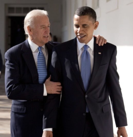 Good morning Twitter peeps! Two of the best! Have a wonderful No King’s Day!💙💙💙