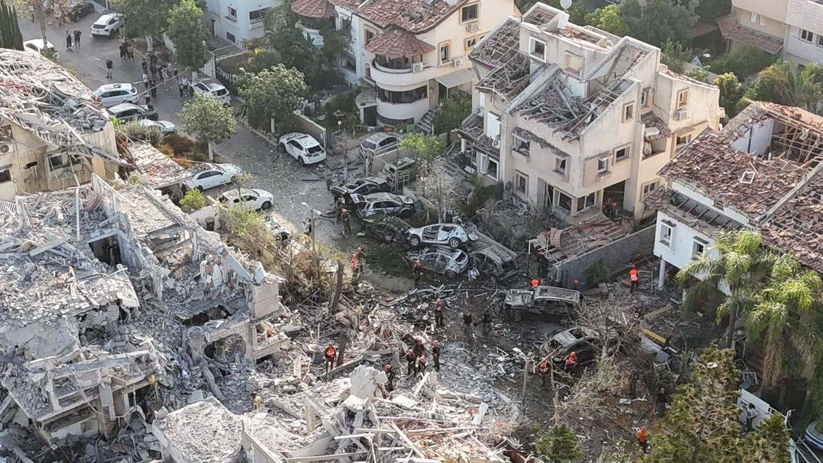 No se os ocurra compartir este tipo de imágenes de Tel Aviv que demuestran que la cúpula de hierro no es de hierro.