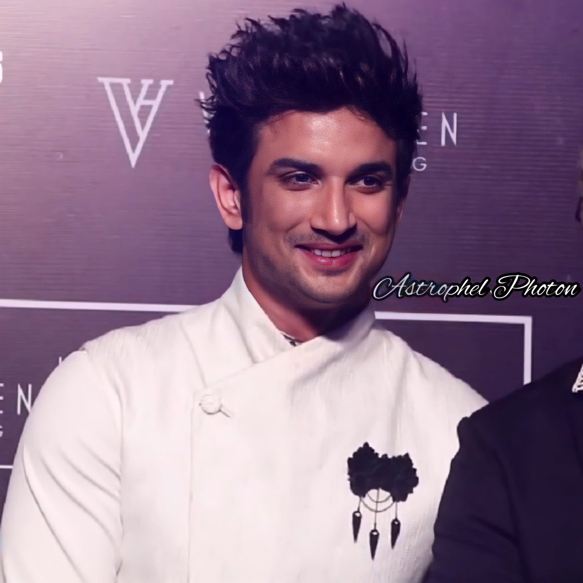 kundu_koushani's tweet photo. We miss you more then words can explain , tears can express.
Wherever you are you will always be in my heart dear Sushant.

5years Of Injustice To Sushant Singh Rajput 
#JusticeForSushantSinghRajput https://t.co/SEUsz9toG2
