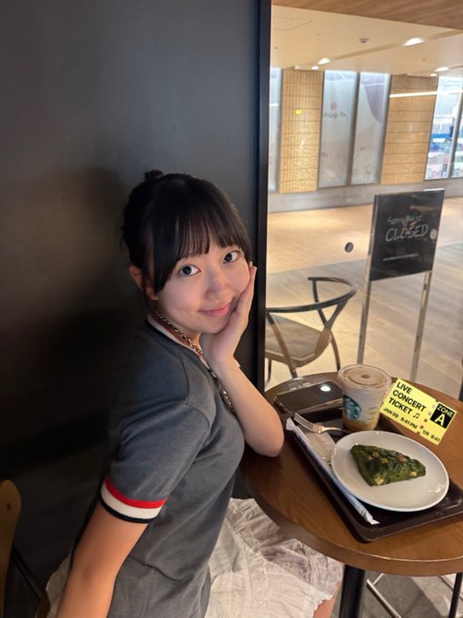 Twitterのコスプレ画像28