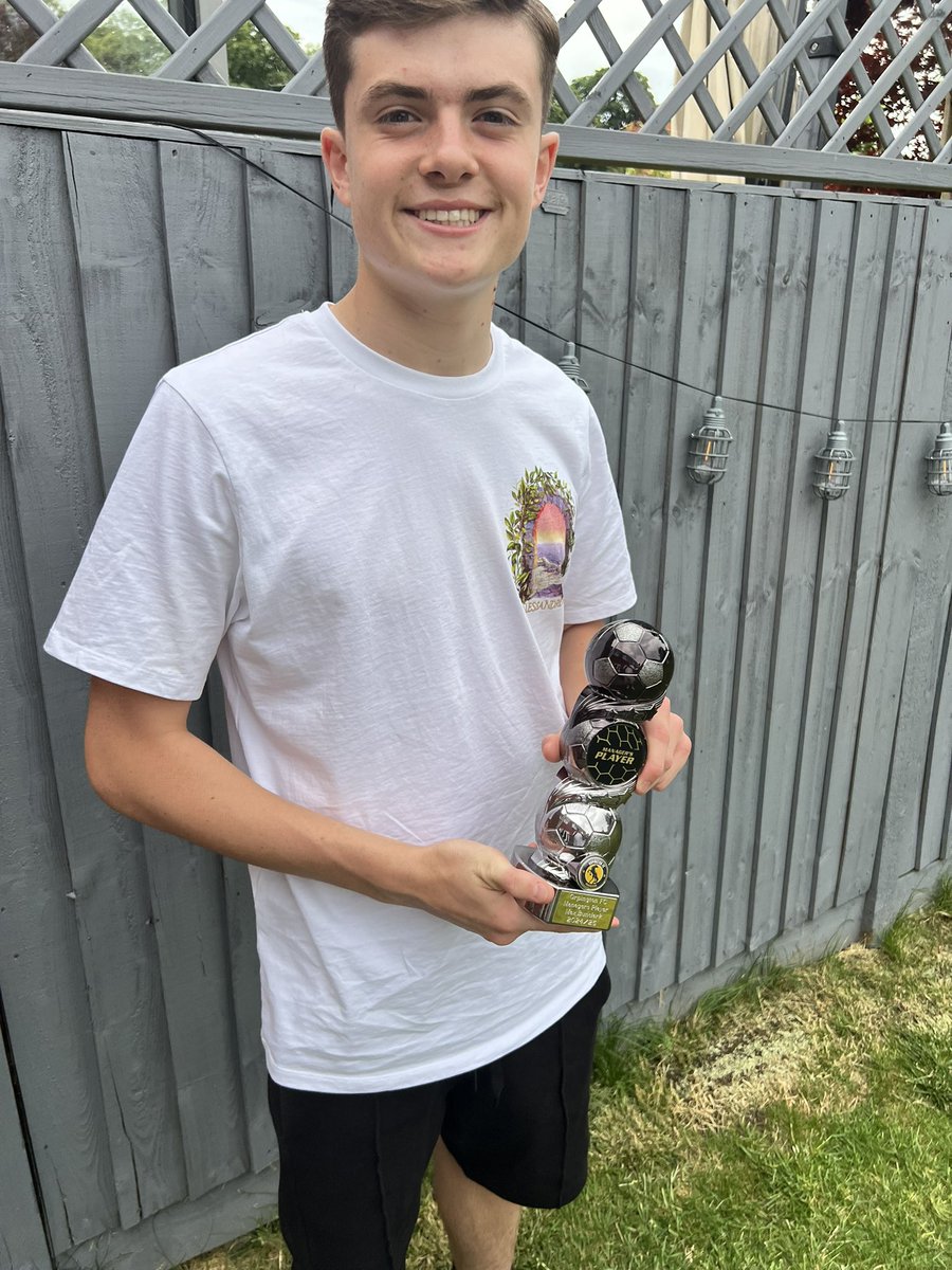 Nick Bunclark (@74bunick) on Twitter photo HOW IT STARTED………..ENDED
Well done Max, badly broken arm 10 mins into season. Worked hard to get back and ended with 14 Goals and 7 assist <a href="/OrpingtonFC/">Orpington FC</a> #welldone 👏🏻👌🏻⚽️ HOW IT STARTED………..ENDED
Well done Max, badly broken arm 10 mins into season. Worked hard to get back and ended with 14 Goals and 7 assist <a href="/OrpingtonFC/">Orpington FC</a> #welldone 👏🏻👌🏻⚽️