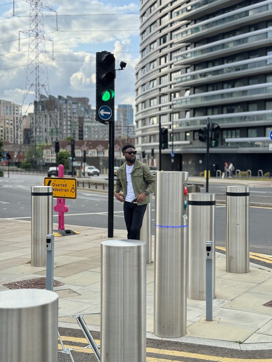 iamkunlexzinho's tweet image. Red lights canโt stop me๐ฆIโm unstoppable ๐ฅ
#london