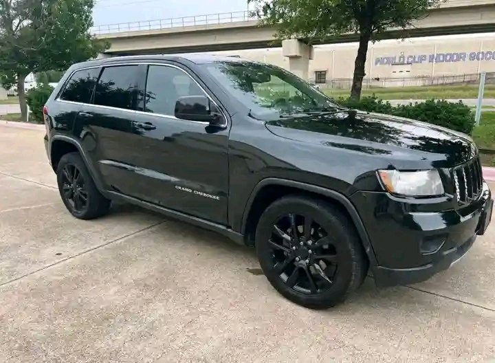 KingAutos_001's tweet photo. 2012 Jeep Grand Cherokee • Laredo A Sport Utility 4D

Price: $6,100
Down payment: $2700
Monthly payments: $625
Drivetrain: Four-wheel Drive
Fuel type: E85 Flex Fuel 
Transmission: Automatic
The right car, at the right price, right now
Find your perfect match here. https://t.co/qvwp00WWhV