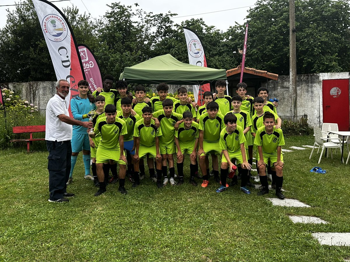 XXXIII AZKORRI TXAPELKETA

clasificados para 3- y 4-.
Sábado 14-6-2025
kadetes: 
Galea 0️⃣
<a href="/SDErandioClub/">S.D. Erandio Club</a> 4️⃣

<a href="/GetxoKirolberri/">Getxo Kirolberri</a>
<a href="/Getxo_Futbola/">Getxo Futbola Fundazioa</a> 
<a href="/FangalokaSpace/">Fangaloka</a> 
<a href="/BasqueWater/">Alzola</a>