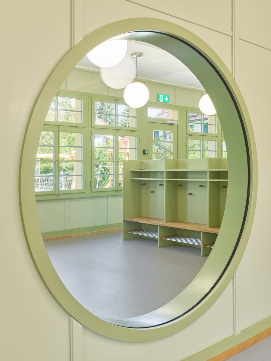 #SelectedProject – Biel-based spaceshop Architekten updated three historic school pavilions in Bern’s Elfenau district, preserving original features while enhancing energy efficiency and use.
swiss-architects.com/de/architektur…

📷 © Roland Juker 

#waofficial #architects #SchoolDesign #Bern