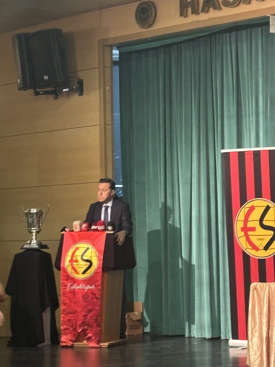 Çok yakışıyorsunuz, kupalara layığız🧿 #Eskişehirspor