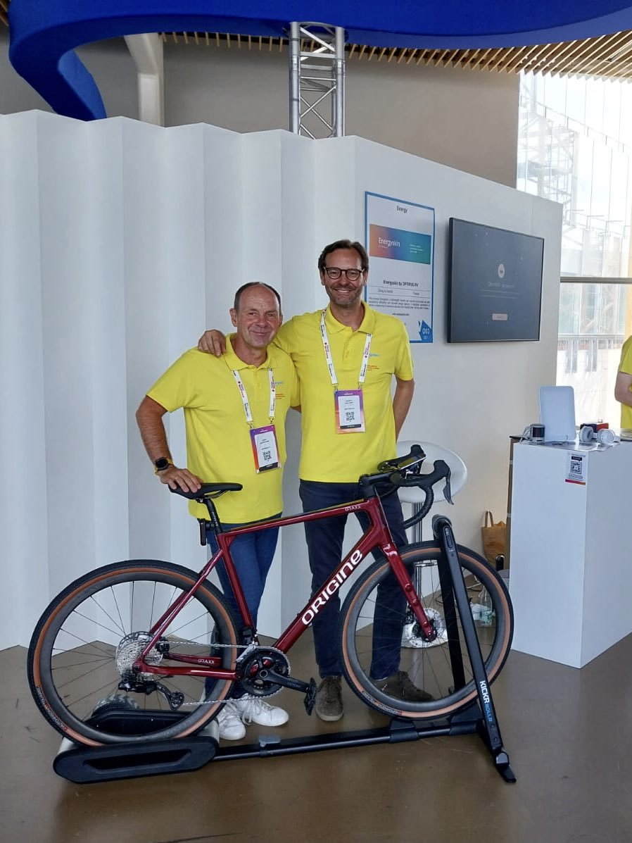 Métropole Aix-Marseille-Provence (@ampmetropole) on Twitter photo 🔥 Joli succès pour les start-up métropolitaines à Vivatech !
🤩 Les 17 start-up du territoire ont proposé des solutions innovantes dans de nombreux domaines comme le médical, l'industrie, le numérique, le nucléaire…
➡️ des milliers de visiteurs sur le stand
➡️ des dizaines de 🔥 Joli succès pour les start-up métropolitaines à Vivatech !
🤩 Les 17 start-up du territoire ont proposé des solutions innovantes dans de nombreux domaines comme le médical, l'industrie, le numérique, le nucléaire…
➡️ des milliers de visiteurs sur le stand
➡️ des dizaines de