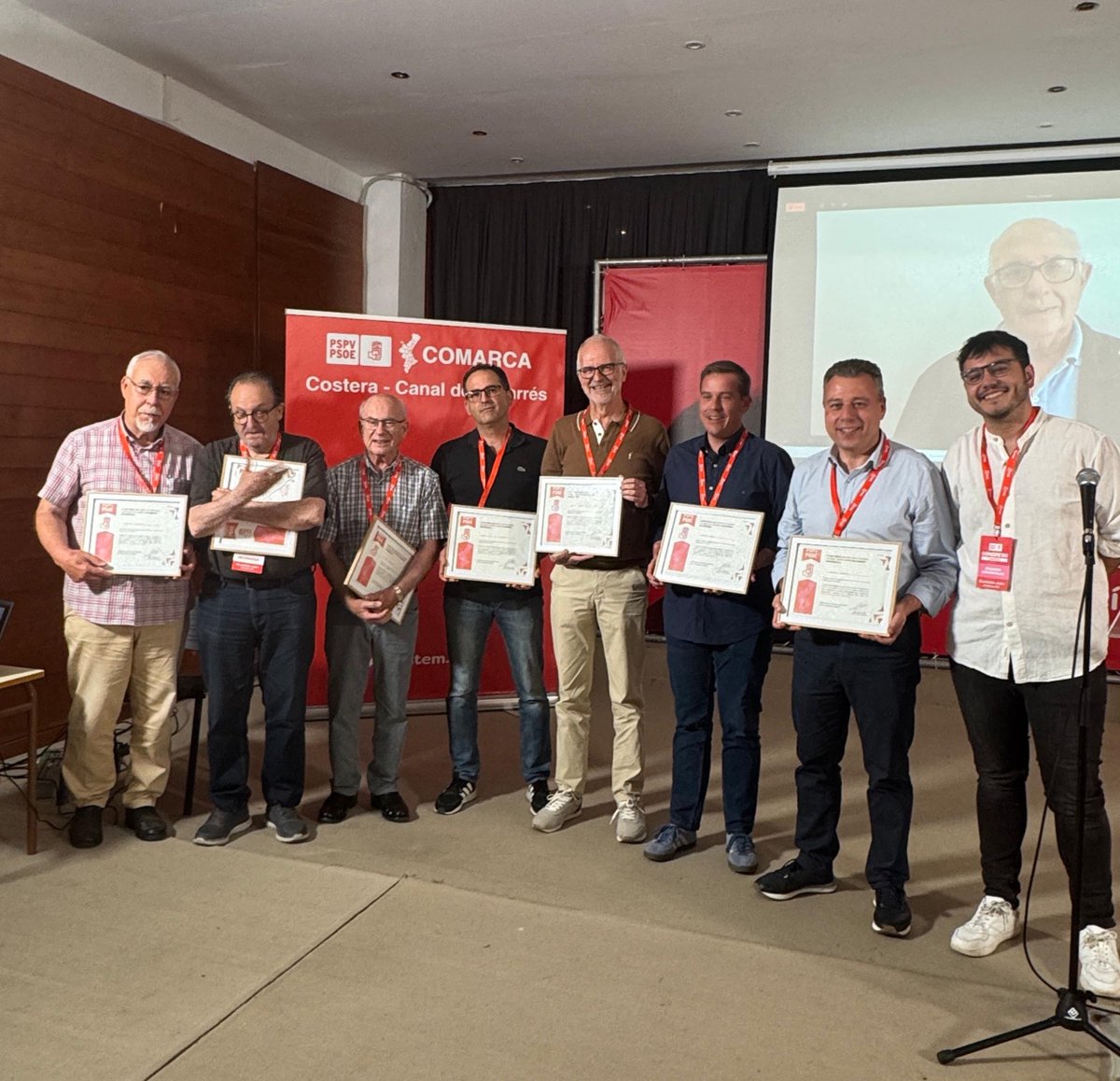pspvprovalencia's tweet photo. Congrés de @SocCosteraCanal que celebrem a #Montesa
Impulsem un partit més fort per recuperar les institucions amb un projecte honest, decent, progressista i al servei de la ciutadania.
Enhorabona @AbelMartiRuiz nou secretari general
@CarlosFBielsa @SocialistesVal https://t.co/iRR2FRoSj6