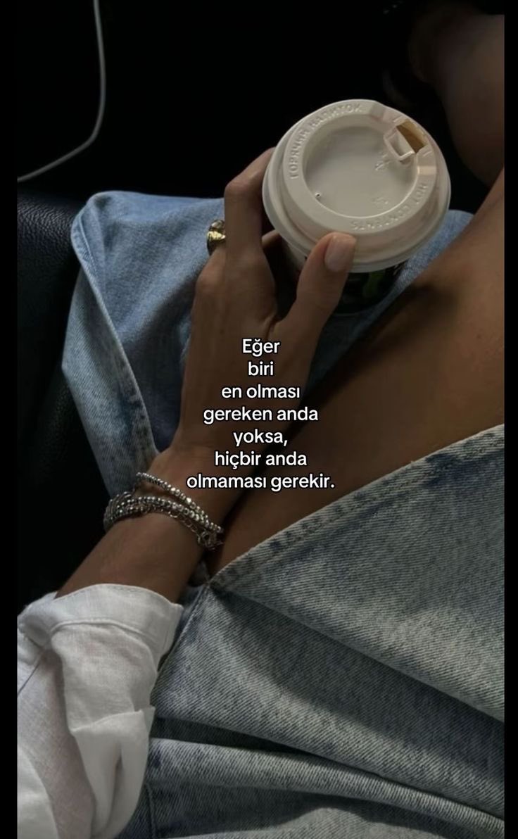 Geç kalınmış destek, eksik hissedilen sevgi telafiyle tamamlanmaz.