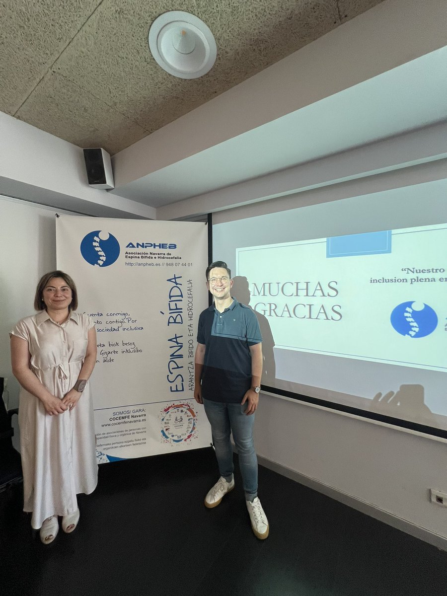 CirPediatrForal's tweet photo. La Dra. @AdYeMolina cirujana de nuestro Sº y el Dr. Julio Vásquez, Gastroenterólogo del H. San Pedro (Logroño), han participado hoy en la XXVII Jornada Informativa de #espinabifida e #hidrocefalia de @anpheb1 
¡Gracias por la invitación! 
@salud_na @sopequin @SECIPE @Me4Ped https://t.co/LQ395rmPIO