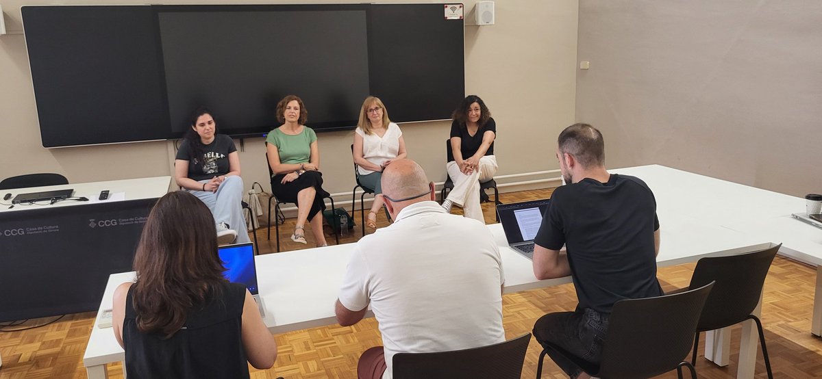 Només queden ja dos #TreballsFinals per acabar el matí 🤓

5️⃣ La col·laboració com a eina de transformació al món local

Com abordar la necessitat de transformació de les administracions públiques davant la complexitat
i incertesa actuals? 

#PostgrauGovObert