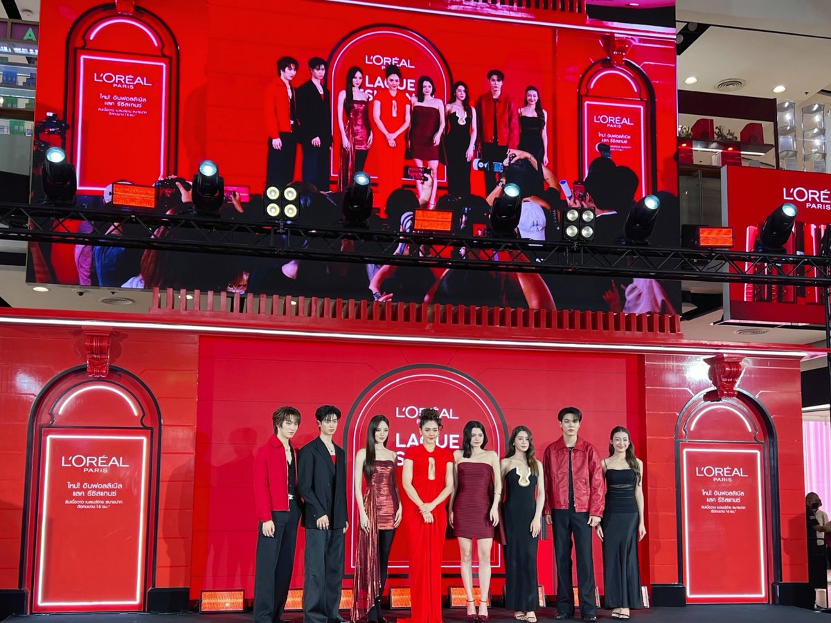 DomundiTV's tweet photo. ขอขอบคุณ @LOrealParisTH ที่ให้เกียรติ “โทมัส” @tthomastc และ “ก้อง” @kongjiro_ ได้มาร่วมเป็นส่วนหนึ่งของงานในวันน���้นะคะ 🥰

ขอขอบคุณแฟน ๆ ทุกคนที่มาเจอกัน รวมถึงแฟน ๆ ที่ส่งกำลังใจมาให้ทั้งสองคนด้วยนะคะ 🫶🏻✨️

#LOrealLaqueResistanceXThomasKong https://t.co/fJGteyk1mp