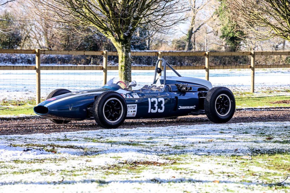 ClassicMotorSal's tweet photo. 1961 Cooper Formula Junior T56 Mk 2 |£84,950.00
@Autostorico Partners LLP
Read More: https://t.co/RslZA9qIs3
#CooperT56 #FormulaJunior #CooperFormulaJunior #1961Cooper #T56Mk2 #VintageRacer #HistoricMotorsport https://t.co/18x2l4fr7T
