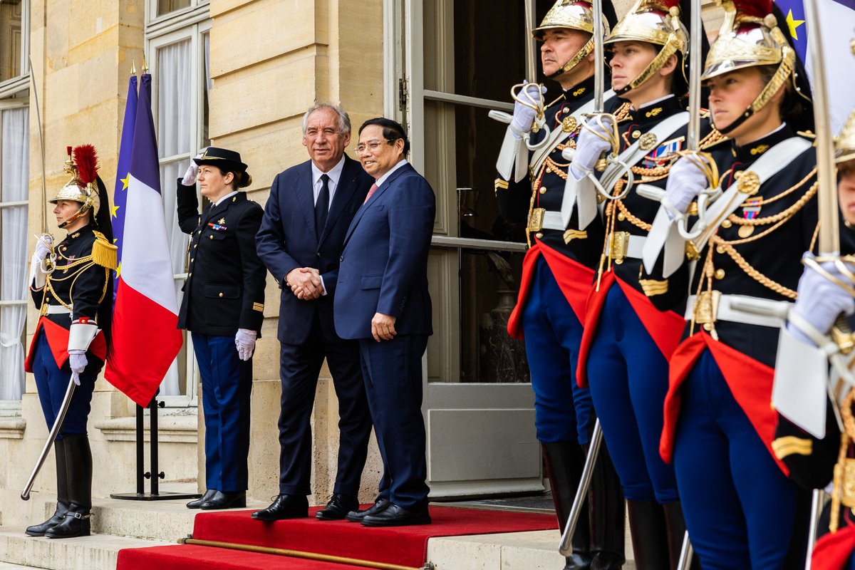 Matignon's tweet image. Entretien avec Son Excellence M. Pham Minh Chinh, Premier ministre de la République socialiste du Vietnam.