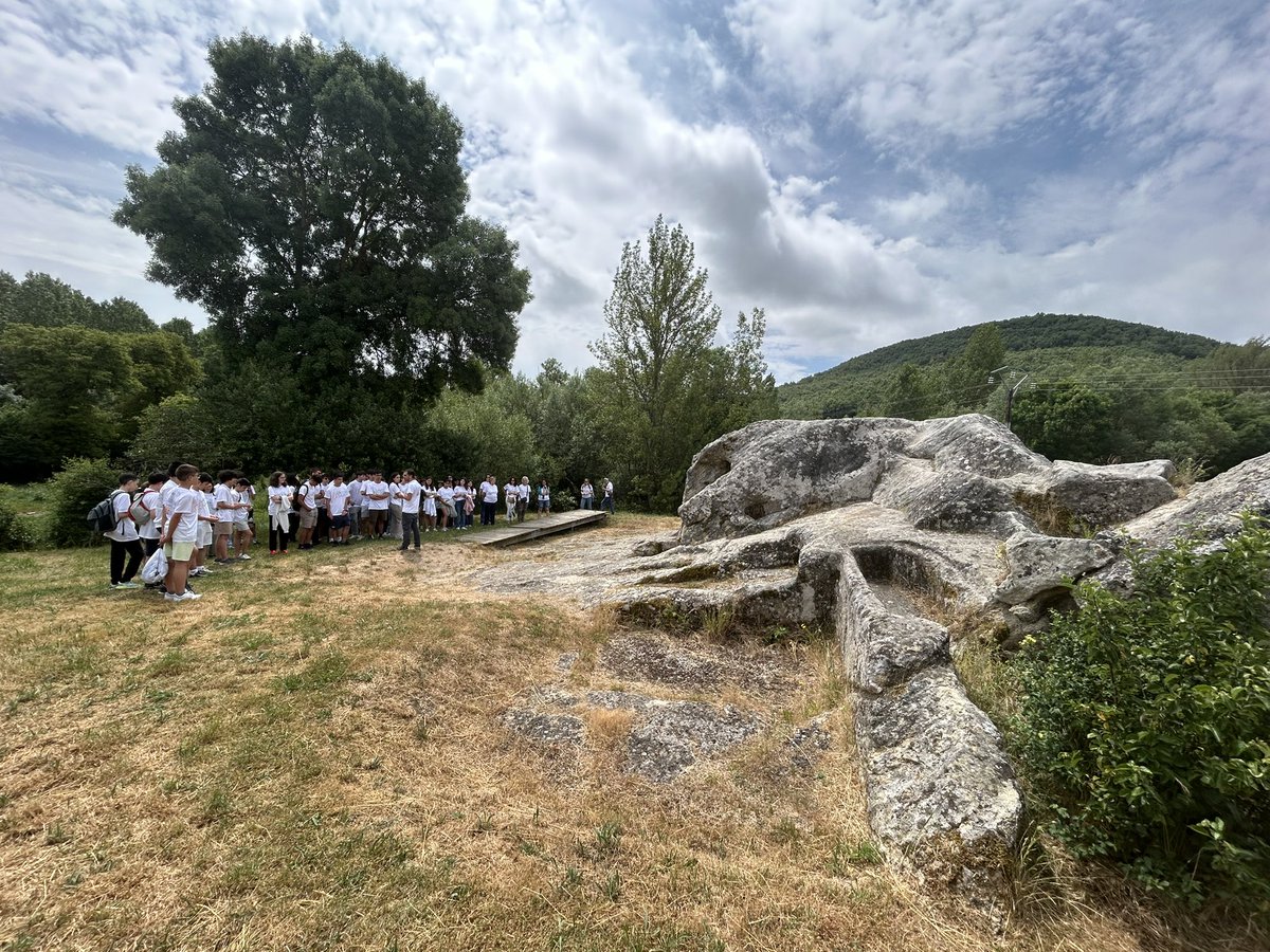 socylemsalamanca (@socylemsalaman1) on Twitter photo #XXXIIORM25 Visitamos ahora el eremitorio rupestre de San Vicente o Cueva de los Moros, origen de Cervera de Pisuerga. <a href="/educacyl/">Educación JCyL</a> <a href="/Socylem_cyl/">@socylem_cyl</a> <a href="/socylemBurgos/">SOCYLEM BURGOS</a> <a href="/SocylemPalencia/">Socylem Palencia</a> <a href="/socylemsalaman1/">socylemsalamanca</a> <a href="/socylemsoria/">SocylemSoria</a> <a href="/socylemva/">Socylem Valladolid</a> #XXXIIORM25 Visitamos ahora el eremitorio rupestre de San Vicente o Cueva de los Moros, origen de Cervera de Pisuerga. <a href="/educacyl/">Educación JCyL</a> <a href="/Socylem_cyl/">@socylem_cyl</a> <a href="/socylemBurgos/">SOCYLEM BURGOS</a> <a href="/SocylemPalencia/">Socylem Palencia</a> <a href="/socylemsalaman1/">socylemsalamanca</a> <a href="/socylemsoria/">SocylemSoria</a> <a href="/socylemva/">Socylem Valladolid</a>