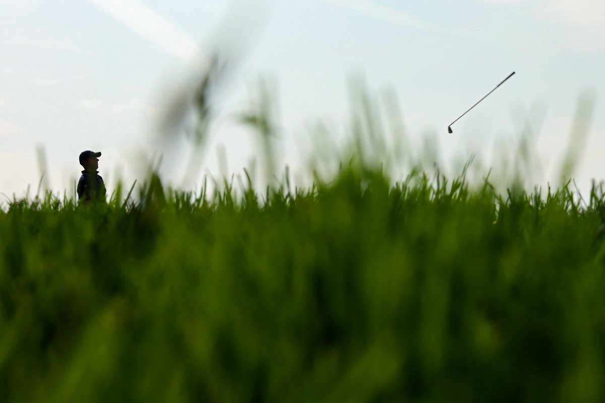 Patrick Smith (@patricksmith04) on Twitter photo Despite making the cut, earlier in the day Rory McIlroy of Northern Ireland found himself frustrated during the second round of the 125th U.S. OPEN at Oakmont Country Club // <a href="/GettySport/">Getty Images Sport</a> Despite making the cut, earlier in the day Rory McIlroy of Northern Ireland found himself frustrated during the second round of the 125th U.S. OPEN at Oakmont Country Club // <a href="/GettySport/">Getty Images Sport</a>