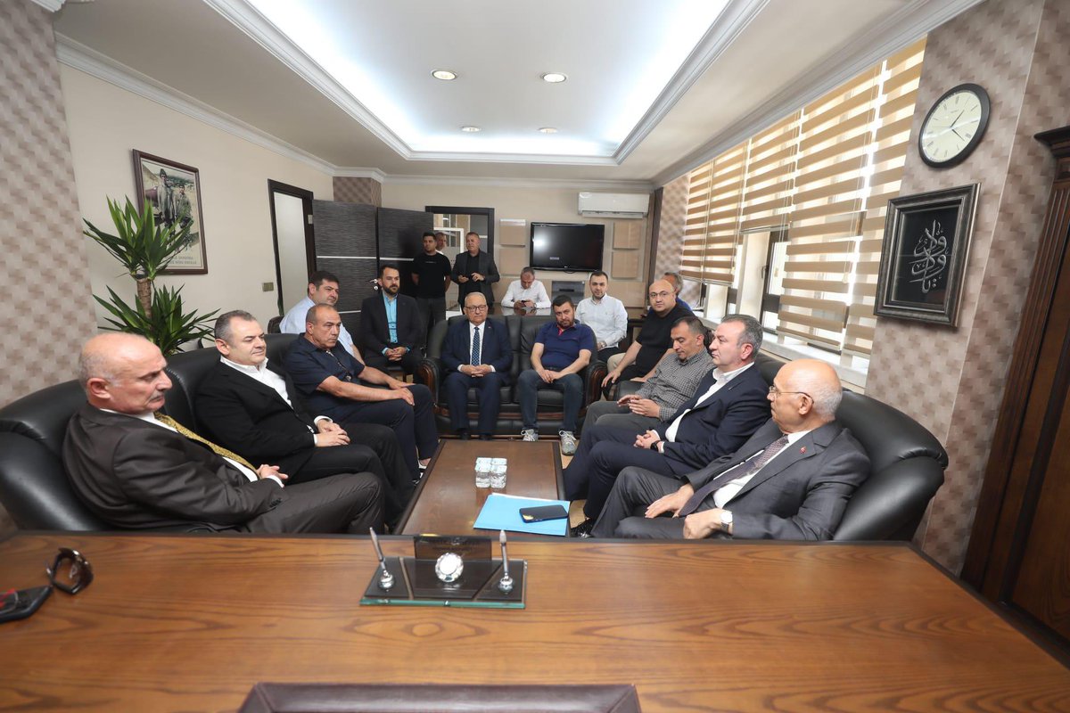 Gıda ve İhtiyaç Maddeleri Ankara Toptancıları Derneği (GİMAT) Yönetim Kurulu Başkanı Sayın Recai Kesimal’i ve değerli yönetimini, Yenimahalle Belediye Başkanımız Sayın Fethi Yaşar ve Belediye Başkan Yardımcılarımız ile  birlikte ziyaret ettik. 
Nazik misafirperverlikleri için
