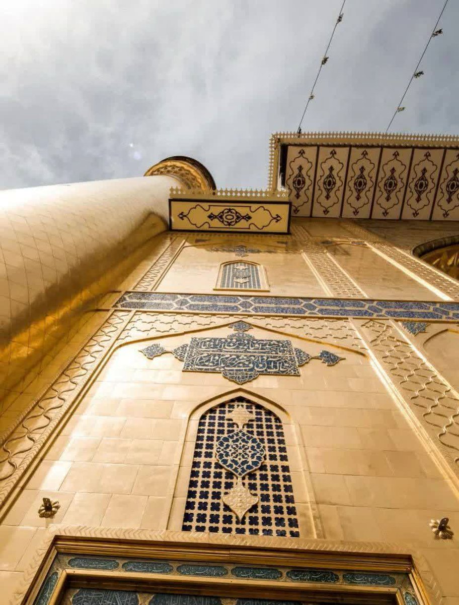 MShapari26093's tweet image. قسم به وعده‌ی شیرین «مَن یَمُت یَرَنی»
که ایستاده بمیرم به احترام علی(ع)…
