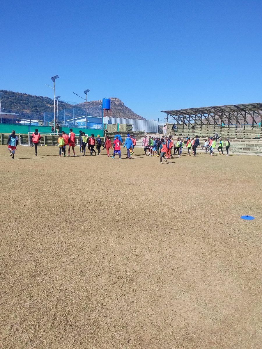 SekajaSports's tweet photo. Day 6
Today was all about action! We put our session plans into practice, it was an eye-opener. From warm-ups to drills, I now understand why coaches shout — it's all about energy, urgency, and making sure every player stays focused.
Proud of the progress so far and excited https://t.co/pWpc4679dt