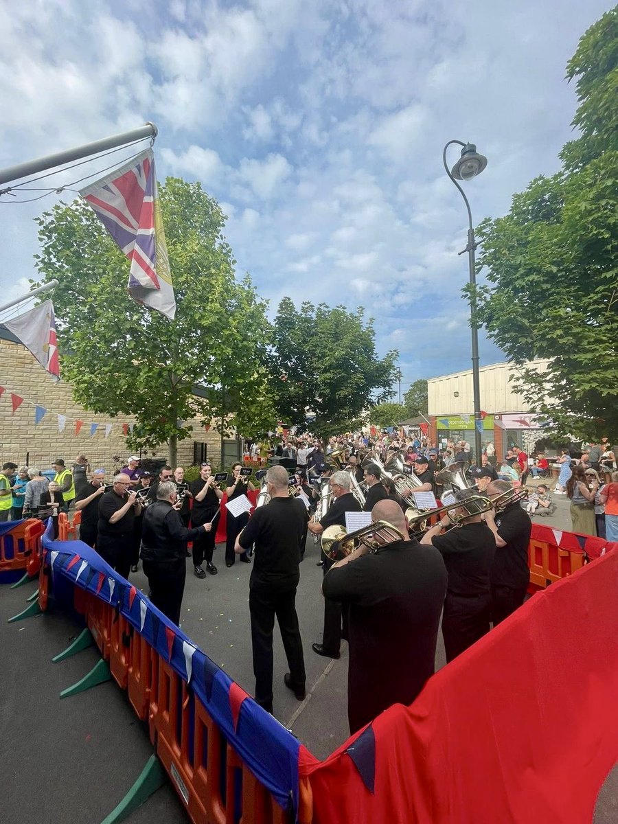MYB_MCB's tweet photo. MCB performing in the Lees and Springhead contest yesterday, where we were awarded the prize for best first section band 🏆 💰 It was extra special as our Musical Advisor, Derek Broadbent, who composed our march ‘Centaur’, was present to hear us play. #whitfriday #saddleworth https://t.co/z95vT8Rvci