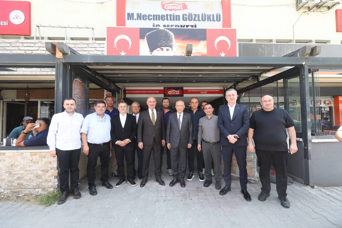 YENİMAHALLE BELEDİYE BAŞKANI SN. FETHİ YAŞAR, GİMAT BAŞKANIMIZ SN. RECAİ KESİMAL VE YÖNETİM KURULUMUZU ZİYARET ETTİLER. KENDİLERİNE BU NAZİK ZİYARETLERİNDEN DOLAYI TEŞEKKÜR EDERİZ.