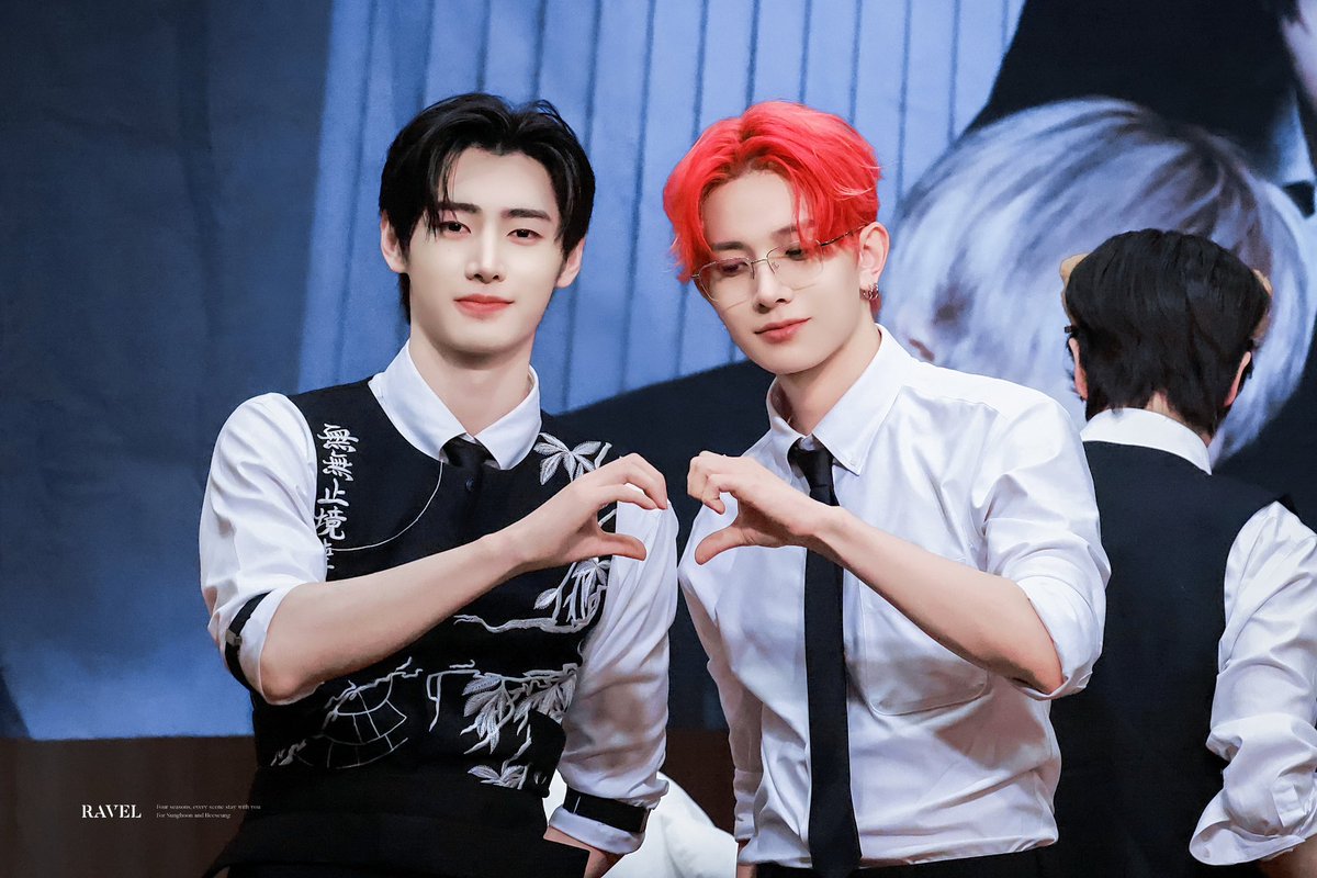 ravel1012's tweet photo. 250614
아ㅏㅏㅏㅏㅏ😭😭😭
#ENHYPEN #엔하이픈 #밀당즈 
#희승 #HEESEUNG
#성훈 #SUNGHOON https://t.co/s9n3wCE3el