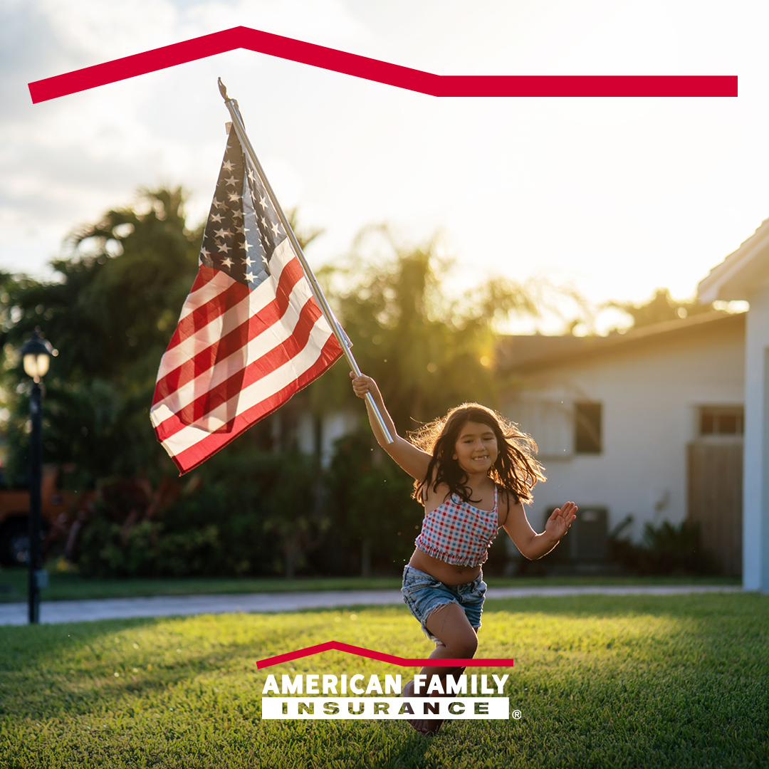 PaulChaconAMFAM's tweet image. Happy Flag Day! Don’t forget to wave your stars and stripes as a symbol of liberty and justice for all. 🇺🇸 #RedWhiteAndBlue