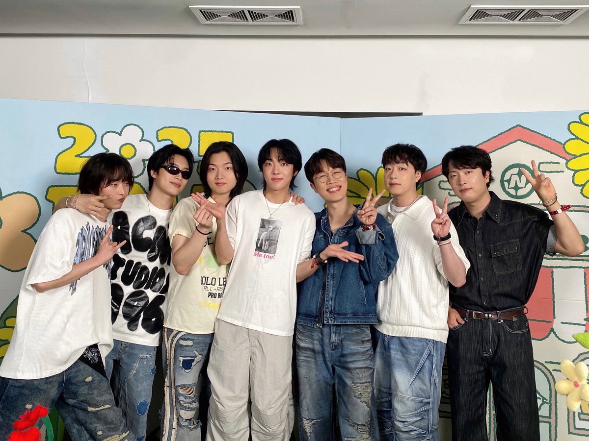 🖤 𝗗𝗿𝗮𝗴𝗼𝗻 𝗣𝗼𝗻𝘆 𝗫 𝗦𝗢𝗥𝗔𝗡 🩵

#소란 #SORAN
#고영배 #서면호 #이태욱
#DragonPony #드래곤포니 
#BML2025 #뷰민라 #뷰티풀민트라이프