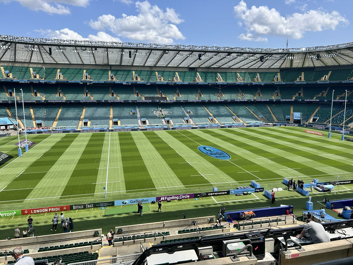 Tom Varndell (@tom_varndell) on Twitter photo We are ready and Twickenham is ready for what should be a brilliant <a href="/premrugby/">Premiership Rugby</a> cup final, I can’t wait for this one.
Who’s going to win it today. <a href="/LeicesterTigers/">Leicester Tigers</a> 🐯 vs <a href="/BathRugby/">Bath Rugby</a> 🛁
<a href="/BBCRLSport/">BBC Sport Leicester</a> We are ready and Twickenham is ready for what should be a brilliant <a href="/premrugby/">Premiership Rugby</a> cup final, I can’t wait for this one.
Who’s going to win it today. <a href="/LeicesterTigers/">Leicester Tigers</a> 🐯 vs <a href="/BathRugby/">Bath Rugby</a> 🛁
<a href="/BBCRLSport/">BBC Sport Leicester</a>