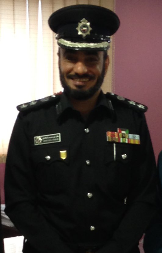 يرتكي للثقيله والأمور العظام 
كنها شي عادي في يدينه حلها 
-
الوالد : كردي محمد العفراوي
جعل عمره طويل 🌷