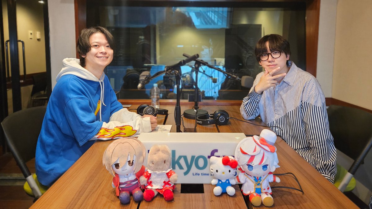 fragaria_radio's tweet image. ◤#AuDee キャストサイド◢
/
#梶原岳人 & #土岐隼一 が登場🎉
@gaku_kajiwara
@tokishunichi
\
RED BOUQUET完結編を迎えての心境は💭
主(ロード)を呼び捨てにできない🤔⁉️
キャストサイド&
騎士のアフタートークも配信📻
audee-membership.jp/fragaria
#フラガリアメモリーズ
#フラガリアナイト
