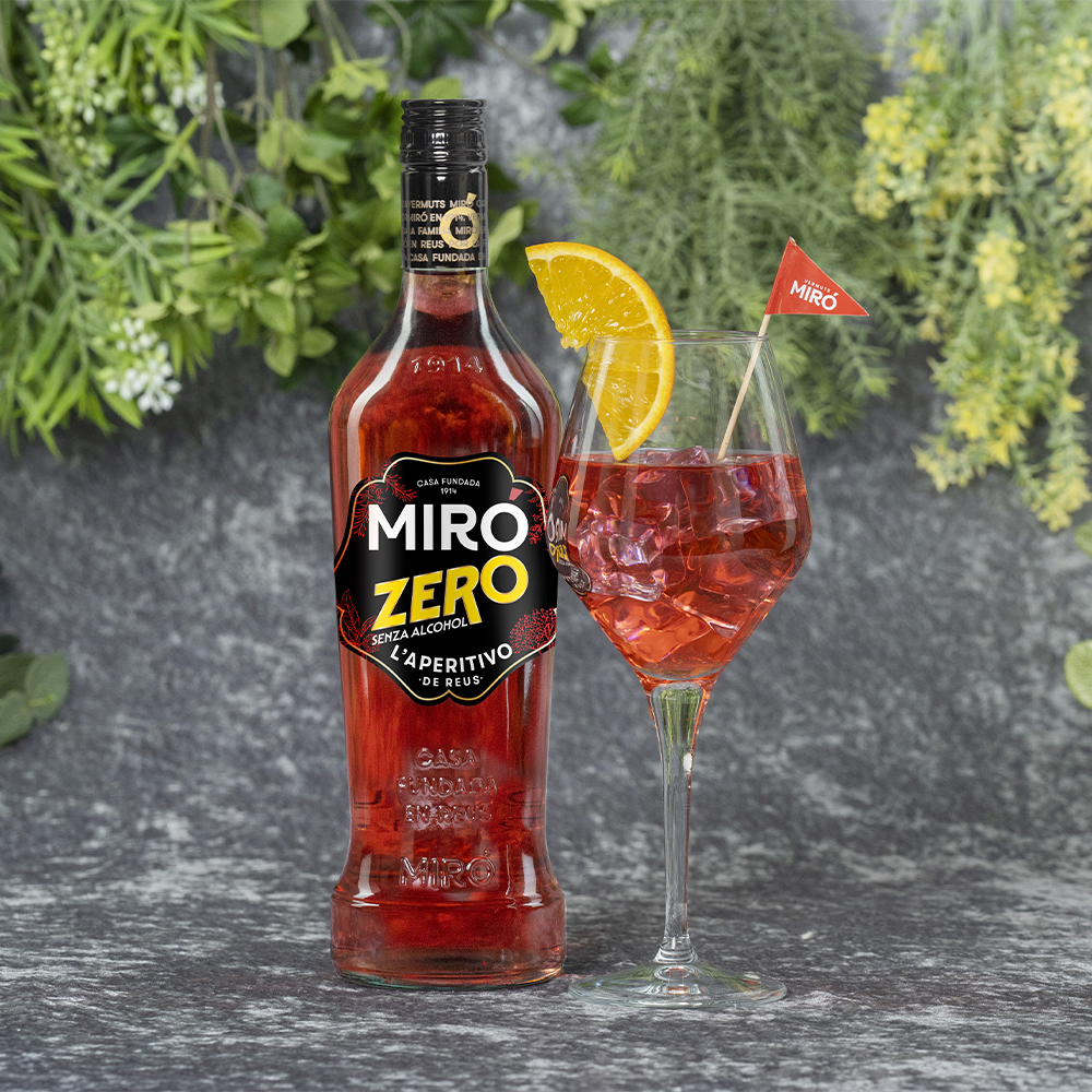 Via lliure RAC1 (@vialliure) on Twitter photo 🍸 Una taula, el <a href="/VermutMiroReus/">Miró Vermouth</a>, els vermutaires <a href="/cap0/">Tomàs Fuentes</a> i <a href="/DavidMartosM/">David Martos Mompart</a> i una bona dosi de bon humor. Què pot sortir malament?
⬇️
rac1.cat/a-la-carta/det… 🍸 Una taula, el <a href="/VermutMiroReus/">Miró Vermouth</a>, els vermutaires <a href="/cap0/">Tomàs Fuentes</a> i <a href="/DavidMartosM/">David Martos Mompart</a> i una bona dosi de bon humor. Què pot sortir malament?
⬇️
rac1.cat/a-la-carta/det…