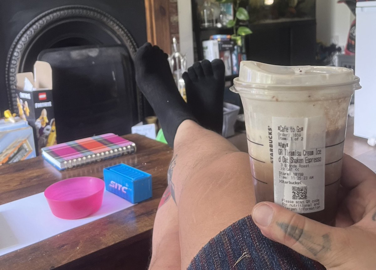 GRAZ2A's tweet image. Nothing like an iced coffee on a hot summers day 🥵
