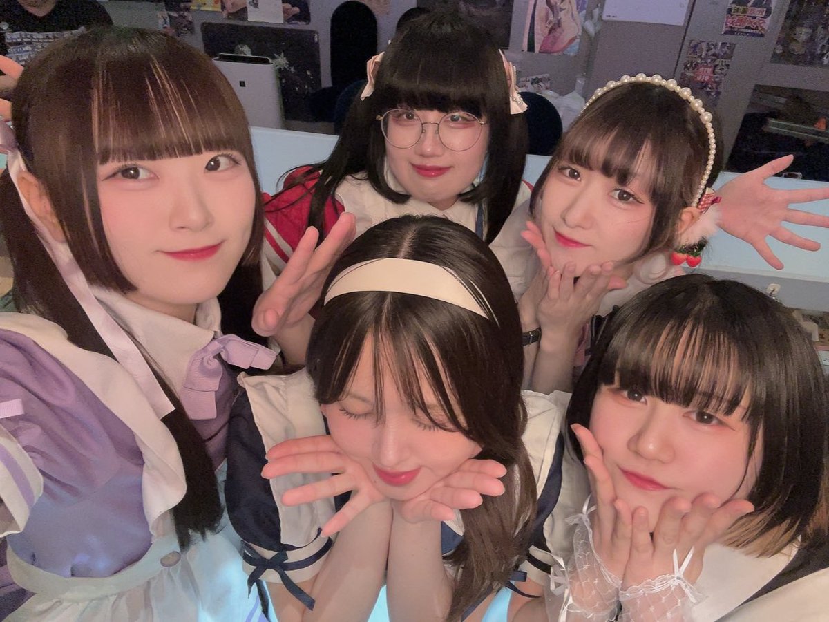 あずさページ♡るなぴバタフライ衣装 Fan+Headline｜ファンクラブメディア