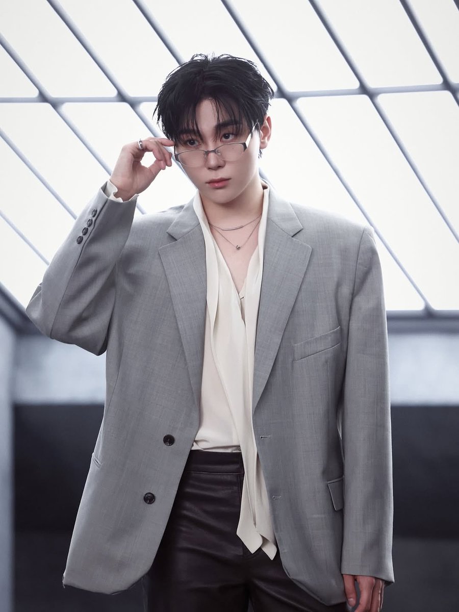 FACE CARD GOES CRAZYYY