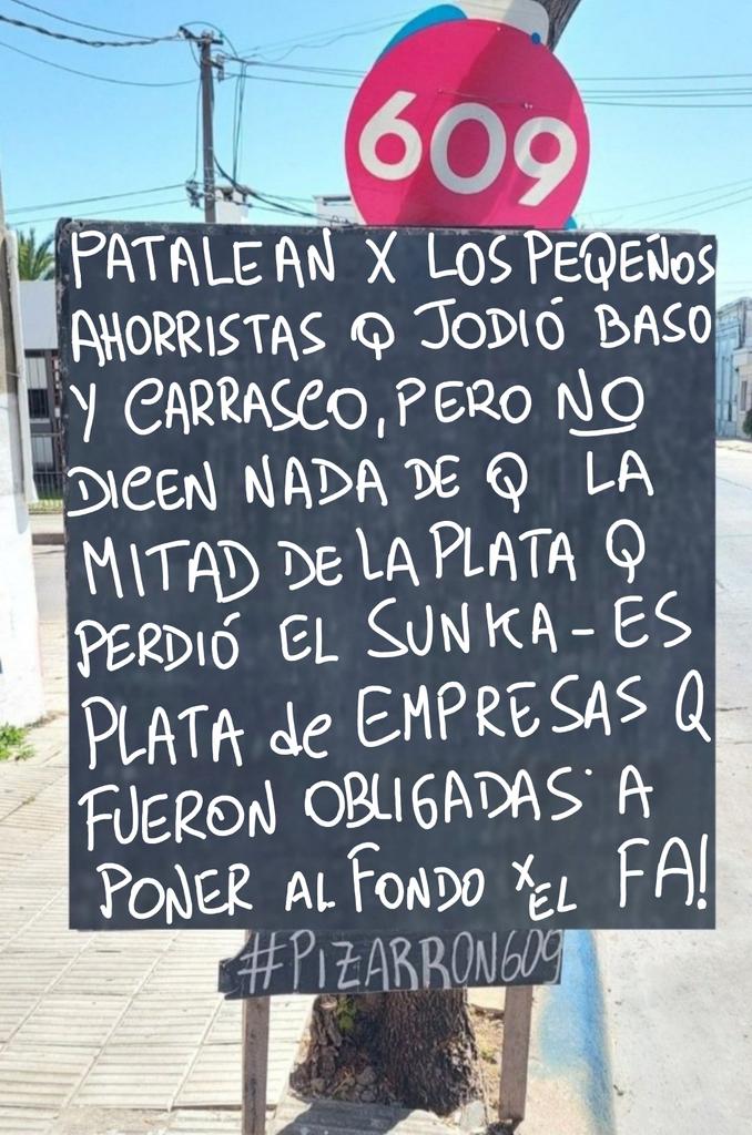 nadie dice nada q estafaron a los empresarios?? Fueron obligados x el FA a poner plata para se la robaran??